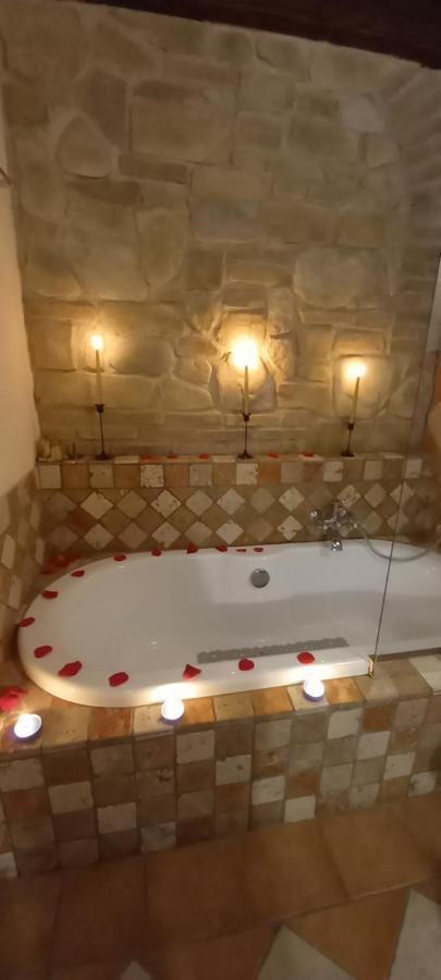 Villa Laura B&B Fossano Exteriör bild