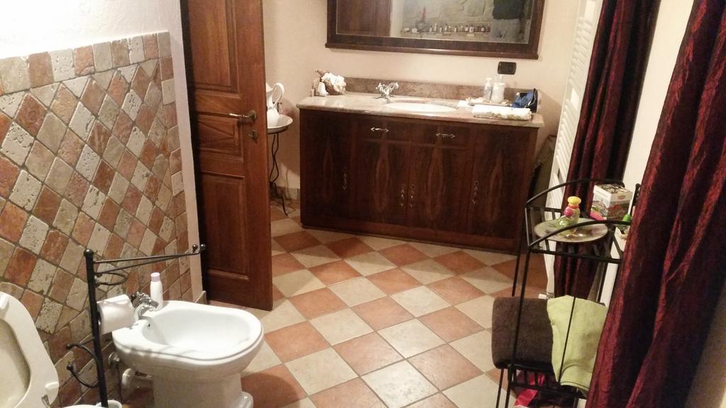 Villa Laura B&B Fossano Rum bild